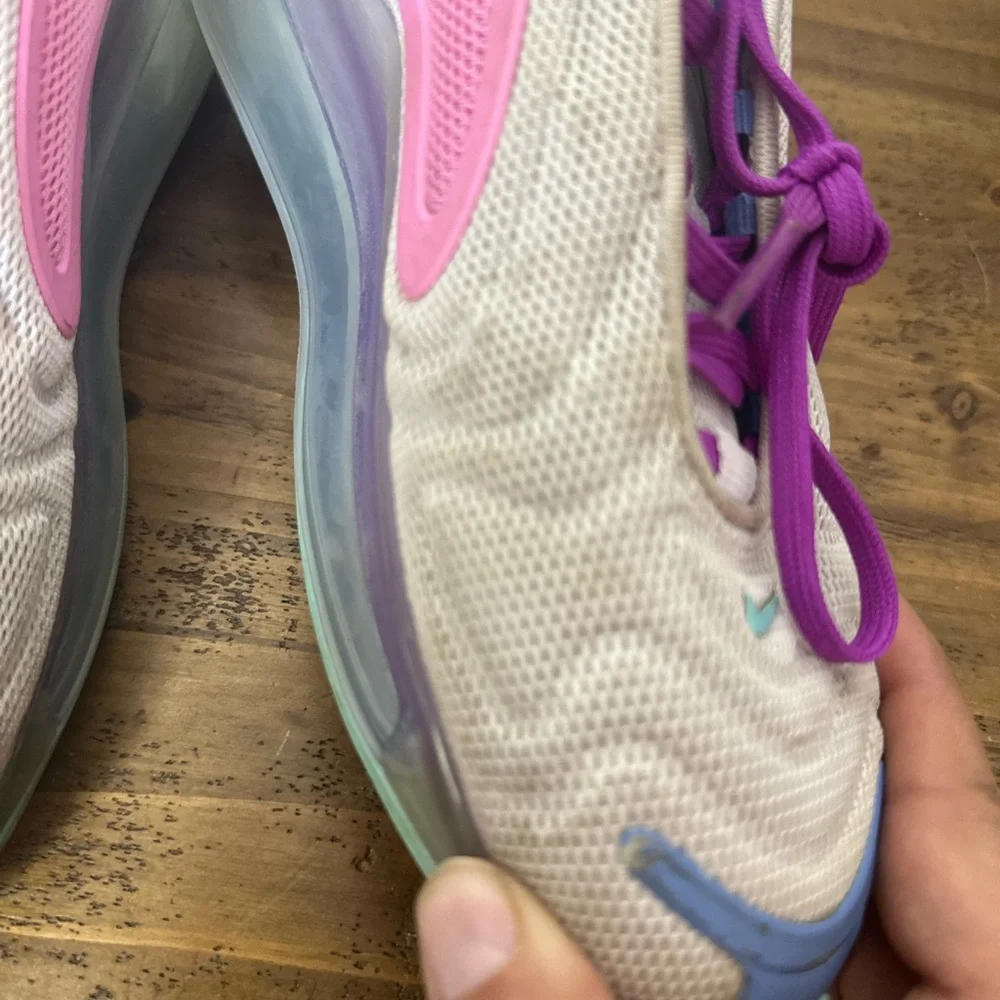 NIKE Air Max 720 Shoes White Pink Chalk Blue UNICORN AR9293-102 Women's Size 5.5